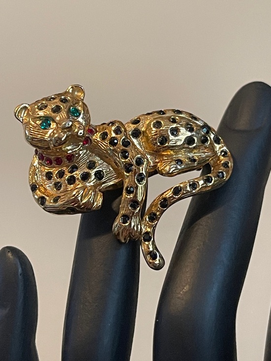 Sphinx Jewelry - Vintage Sphinx Gold-Tone Leopard Rhinestone Brooch